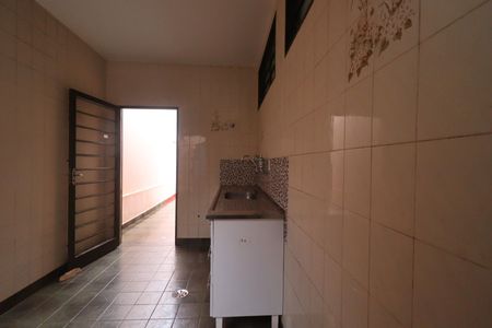 Casa para alugar com 250m², 4 quartos e 3 vagas Casa para alugar com 250m², 4 quartos e 3 vagasCozinha
