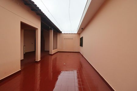 Casa para alugar com 250m², 4 quartos e 3 vagas Casa para alugar com 250m², 4 quartos e 3 vagasÁrea de Serviço