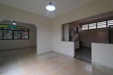 Sala de casa para alugar com 4 quartos, 250m² em Ipiranga, Ribeirão Preto