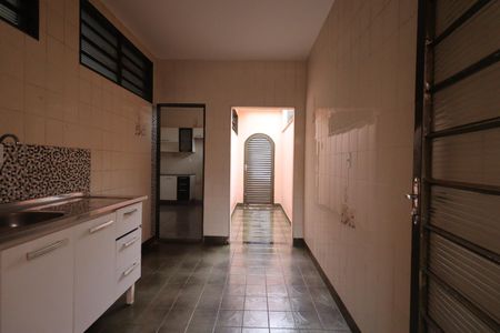 Casa para alugar com 250m², 4 quartos e 3 vagas Casa para alugar com 250m², 4 quartos e 3 vagasCozinha
