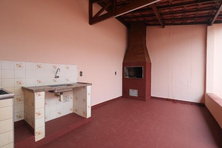 Casa para alugar com 250m², 4 quartos e 3 vagas Casa para alugar com 250m², 4 quartos e 3 vagasÁrea de Serviço