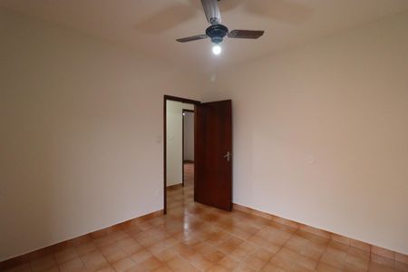 Casa para alugar com 250m², 4 quartos e 3 vagas Casa para alugar com 250m², 4 quartos e 3 vagasQuarto 1