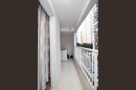 Varanda da Sala de apartamento para alugar com 2 quartos, 43m² em Picanço, Guarulhos