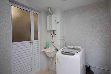 Apartamento para alugar com 43m², 2 quartos e 1 vagaÁrea de Serviço