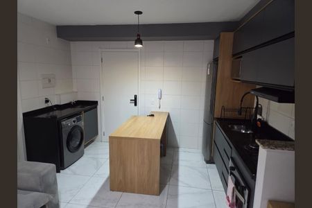 Cozinha de apartamento à venda com 1 quarto, 38m² em Vila Palmeiras, São Paulo