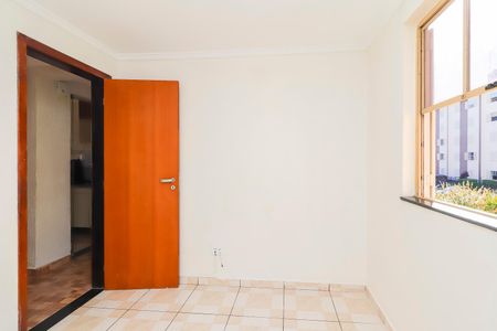 Quarto 1 de apartamento para alugar com 2 quartos, 53m² em Vila Chabilandia, São Paulo