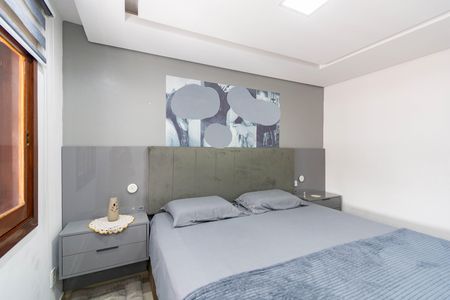 Casa à venda com 2 quartos, 209m² em São José, Canoas