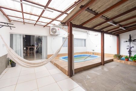Casa para alugar com 209m², 2 quartos e 4 vagas