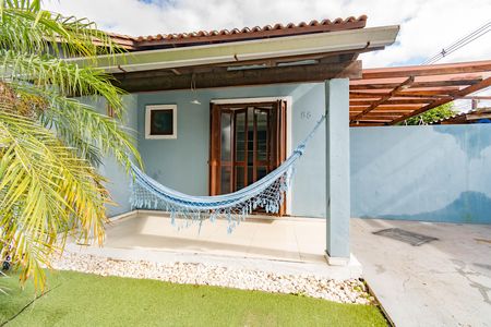 Casa à venda com 62m², 2 quartos e 2 vagas