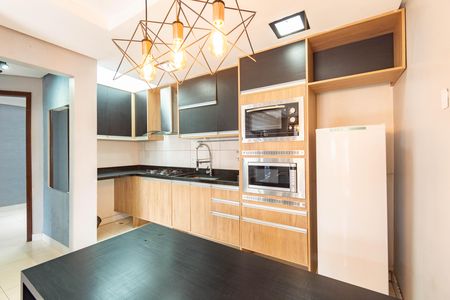 Casa à venda com 62m², 2 quartos e 2 vagas