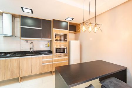 Casa à venda com 62m², 2 quartos e 2 vagas