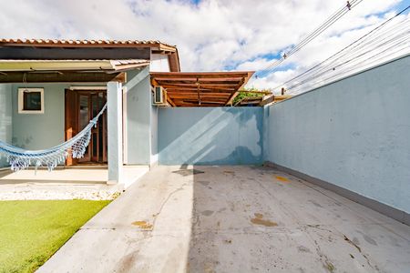Casa à venda com 62m², 2 quartos e 2 vagas