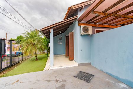 Casa à venda com 62m², 2 quartos e 2 vagas