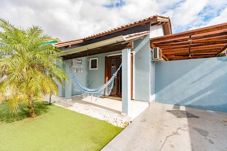 Casa à venda com 62m², 2 quartos e 2 vagas