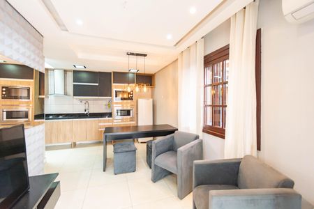 Casa à venda com 62m², 2 quartos e 2 vagas