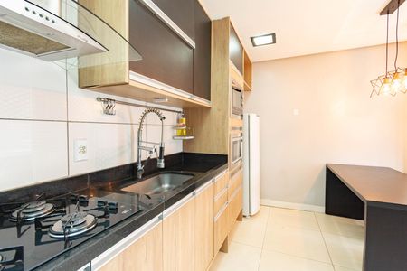 Casa à venda com 62m², 2 quartos e 2 vagas
