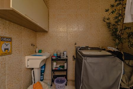Casa à venda com 144m², 3 quartos e 2 vagas