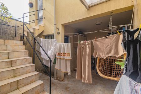 Casa à venda com 144m², 3 quartos e 2 vagas