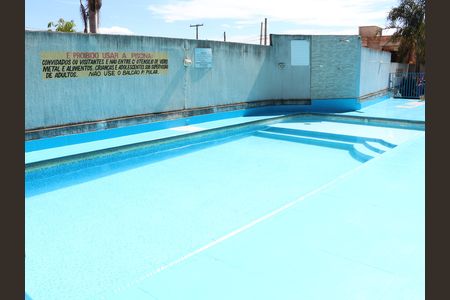 Apartamento para alugar com 74m², 2 quartos e 1 vagaÁrea comum - Piscina