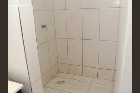 Banheiro de apartamento para alugar com 2 quartos, 74m² em Jardim Imperial, Aparecida de Goiânia