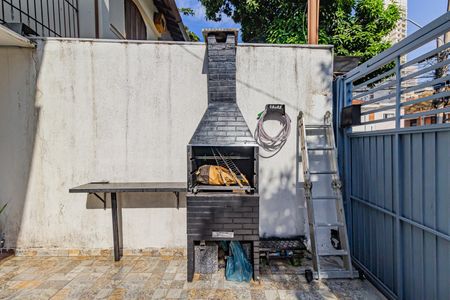 Casa para alugar com 130m², 2 quartos e 1 vaga Casa para alugar com 130m², 2 quartos e 1 vagaChurrasqueira