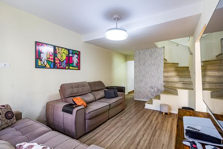 Sala de casa para alugar com 2 quartos, 130m² em Brooklin, São Paulo
