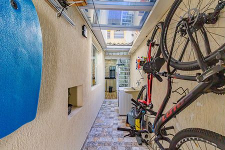 Casa para alugar com 130m², 2 quartos e 1 vaga Casa para alugar com 130m², 2 quartos e 1 vagaÁrea de Serviço