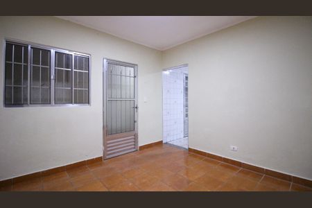 Casa para alugar com 3 quartos, 200m² em Vila Tolstoi, São Paulo
