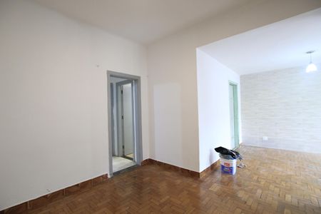 Sala de casa para alugar com 3 quartos, 243m² em Jardim da Gloria, São Paulo