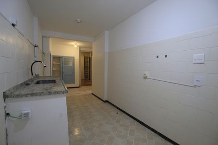 Casa para alugar com 243m², 3 quartos e 2 vagasCozinha