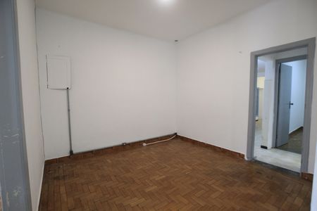 Sala de casa para alugar com 3 quartos, 243m² em Jardim da Gloria, São Paulo