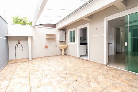 Casa à venda com 160m², 3 quartos e 2 vagas Casa à venda com 160m², 3 quartos e 2 vagasÁrea comum