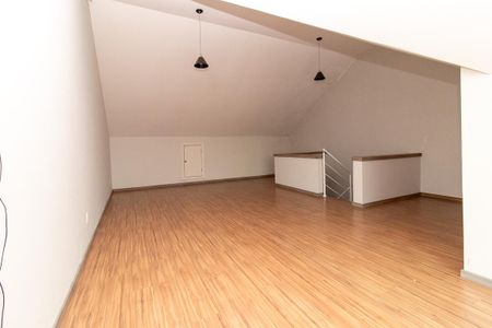 Casa à venda com 160m², 3 quartos e 2 vagas Casa à venda com 160m², 3 quartos e 2 vagasÁrea comum