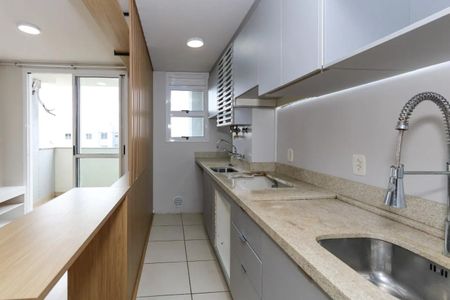 Cozinha de apartamento para alugar com 2 quartos, 55m² em Olaria, Canoas