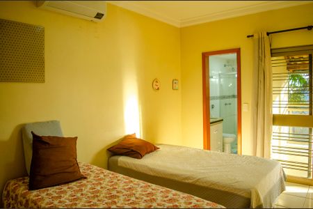 Casa à venda com 330m², 3 quartos e 5 vagas