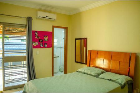 Casa à venda com 330m², 3 quartos e 5 vagas
