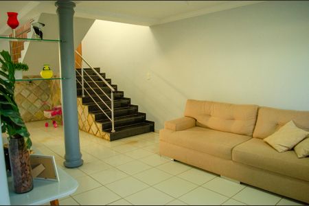 Casa à venda com 330m², 3 quartos e 5 vagas