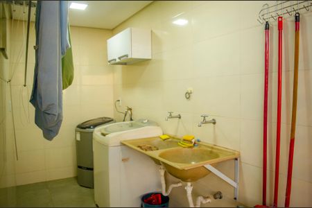 Casa à venda com 330m², 3 quartos e 5 vagas