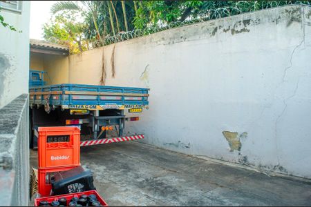 Casa à venda com 330m², 3 quartos e 5 vagas