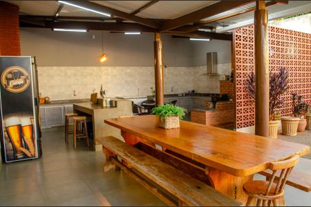 Casa à venda com 330m², 3 quartos e 5 vagas
