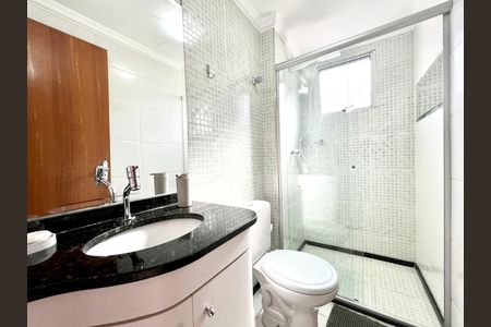 Banheiro Social de apartamento à venda com 2 quartos, 75m² em Paquetá, Belo Horizonte