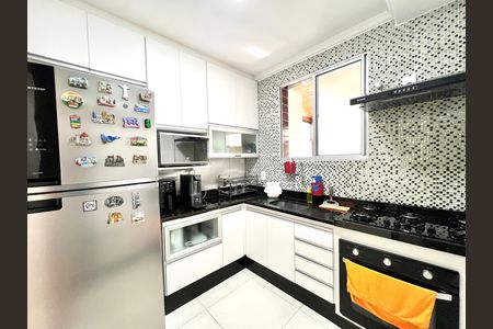 Apartamento à venda com 75m², 2 quartos e 1 vaga Apartamento à venda com 75m², 2 quartos e 1 vagaCozinha
