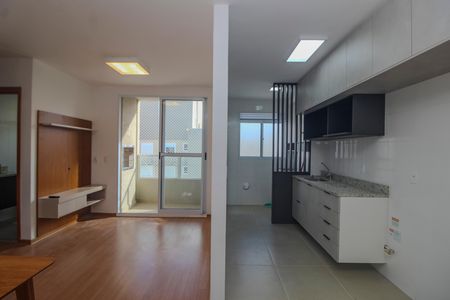 Sala/Cozinha de apartamento para alugar com 2 quartos, 54m² em Camaquã, Porto Alegre