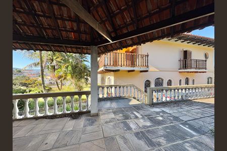 Casa para alugar com 491m², 5 quartos e 8 vagas Casa para alugar com 491m², 5 quartos e 8 vagasChurrasqueira