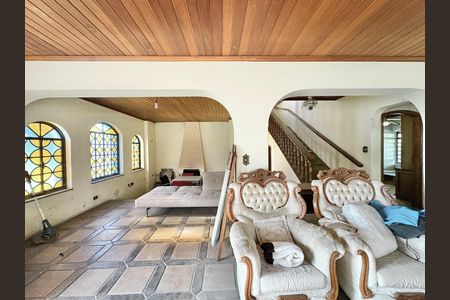 Casa para alugar com 491m², 5 quartos e 8 vagas Casa para alugar com 491m², 5 quartos e 8 vagasSala