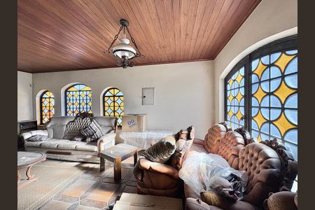 Casa para alugar com 491m², 5 quartos e 8 vagas Casa para alugar com 491m², 5 quartos e 8 vagasSala