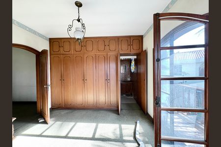 Casa para alugar com 491m², 5 quartos e 8 vagas Casa para alugar com 491m², 5 quartos e 8 vagasSuíte 1
