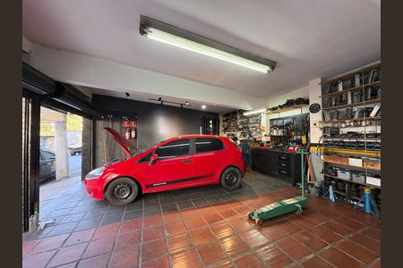 Casa para alugar com 491m², 5 quartos e 8 vagas Casa para alugar com 491m², 5 quartos e 8 vagasGaragem