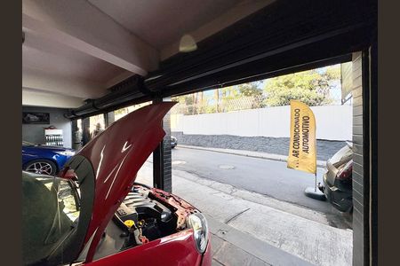 Casa para alugar com 491m², 5 quartos e 8 vagas Casa para alugar com 491m², 5 quartos e 8 vagasGaragem