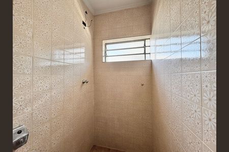 Casa para alugar com 491m², 5 quartos e 8 vagas Casa para alugar com 491m², 5 quartos e 8 vagasBanheiro de serviço